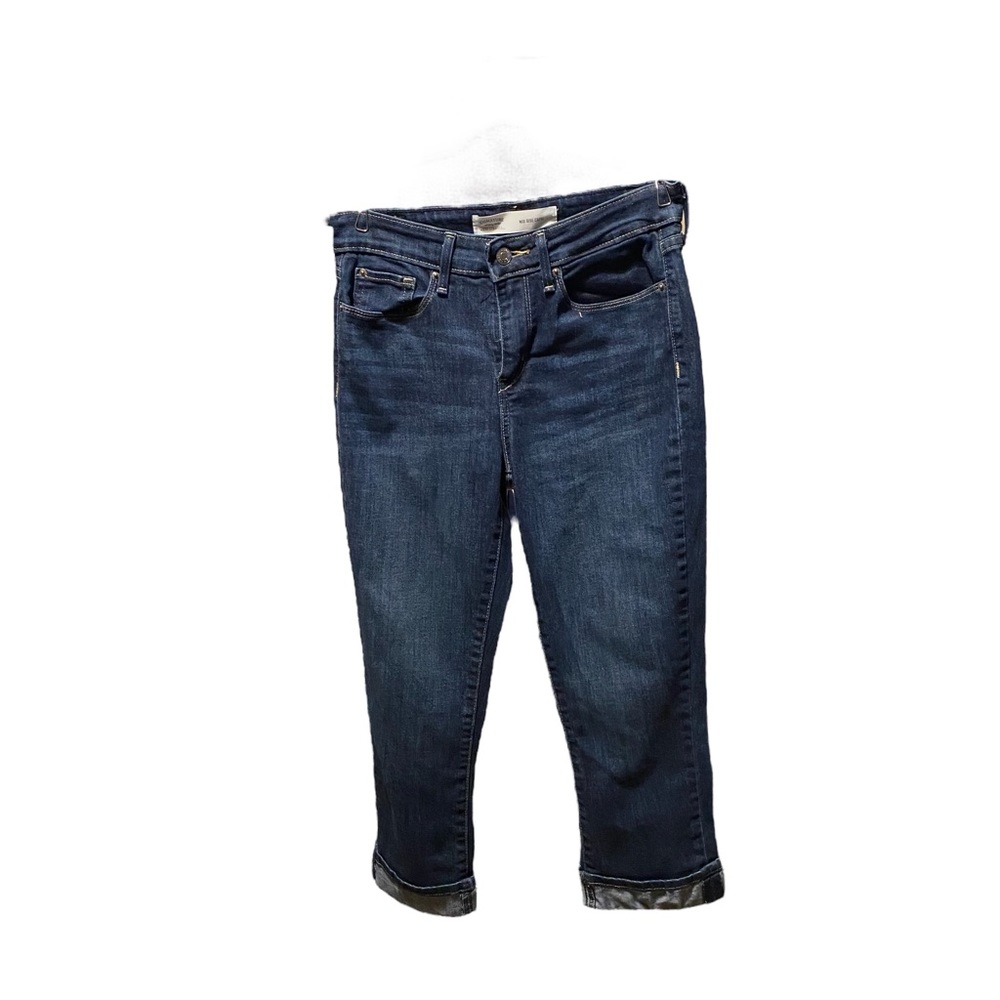 Levi’s Mid Rise Dark Wash Capri Jeans Size 6